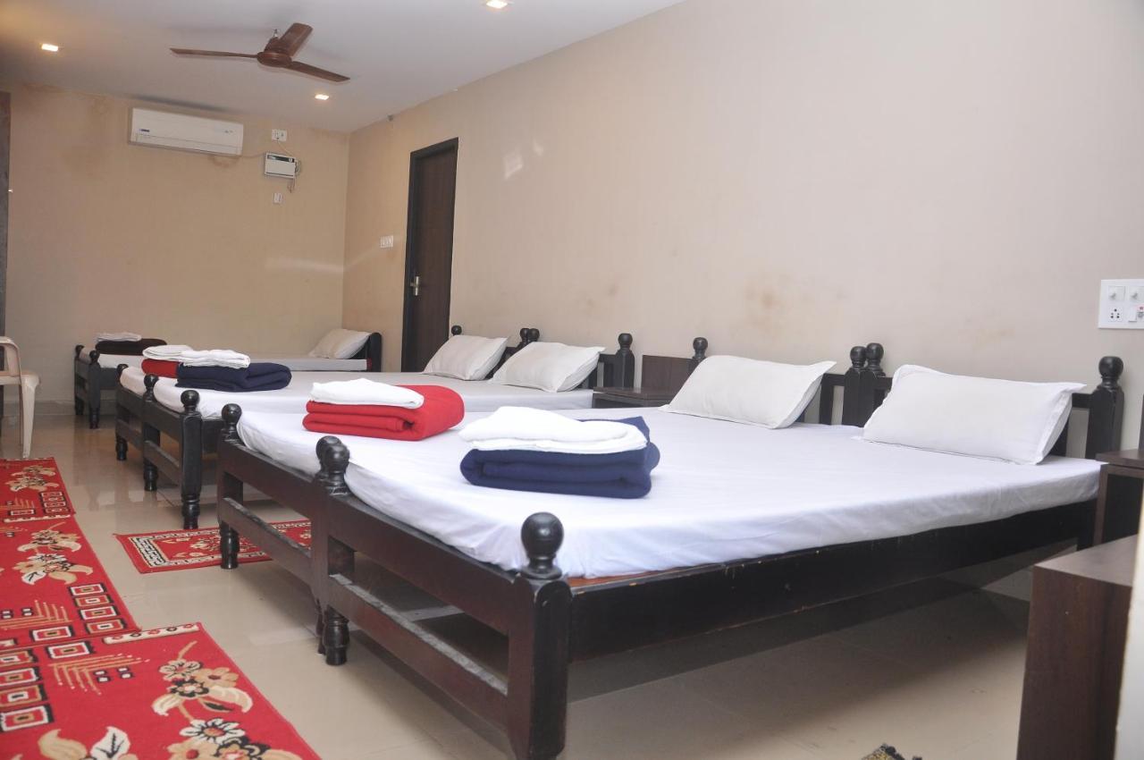 Hotel Temple City Papanasam Екстериор снимка