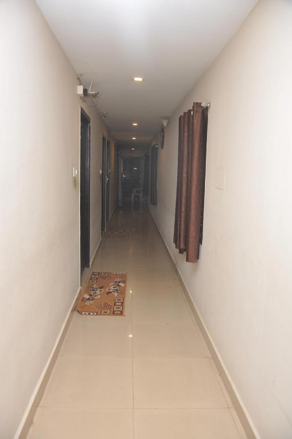 Hotel Temple City Papanasam Екстериор снимка